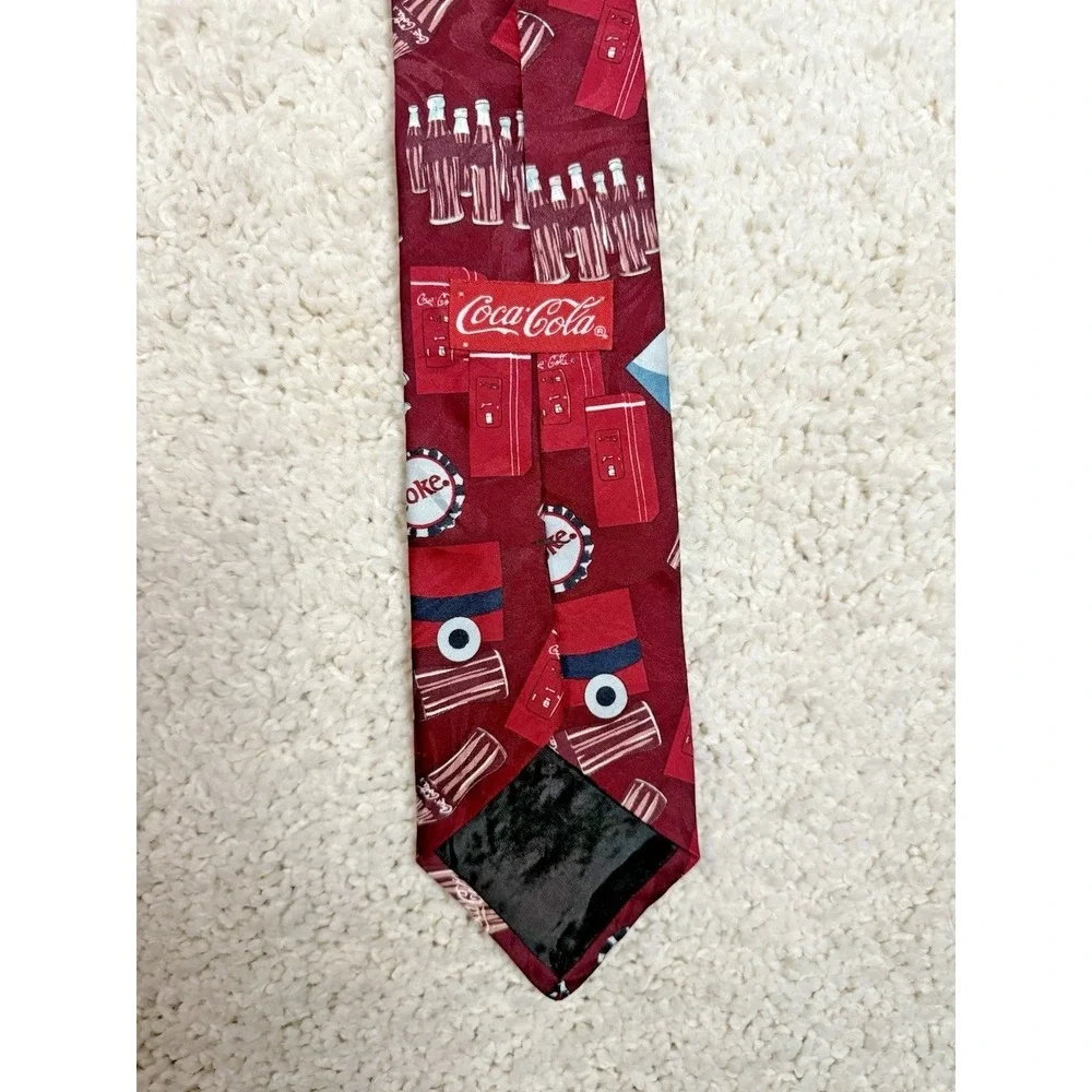 Vintage Coca-Cola Mens Necktie Burgundy Red Soda Bottle Logo Novelty Silk Like